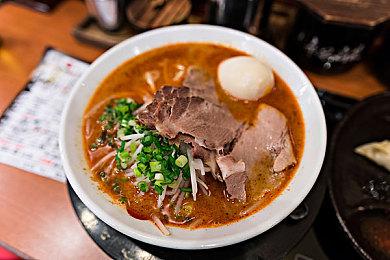 免费MOBA《宝可梦：大集结》追加超能女皇沙奈朵